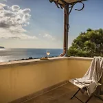 Villa Comi